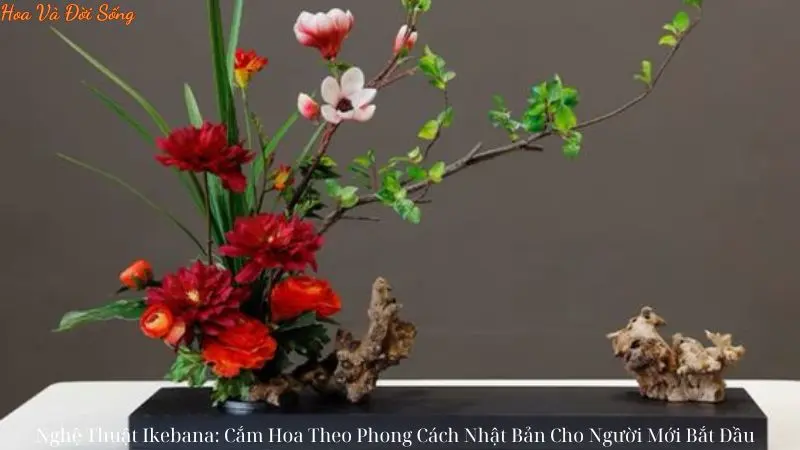 Nghệ Thuật Ikebana: Cắm Hoa Theo Phong Cách Nhật Bản Cho Người Mới Bắt Đầu